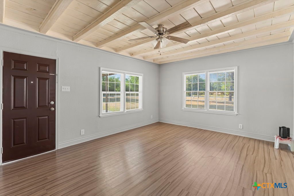 5012 Charter Oak Drive Property Photo 7