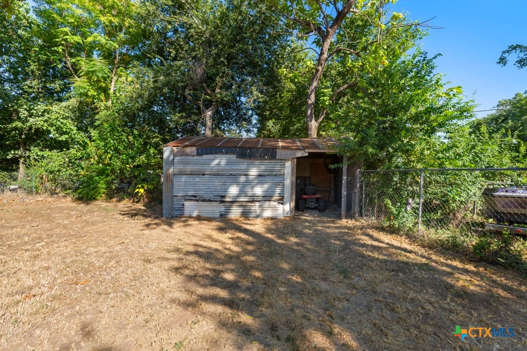 5012 Charter Oak Drive Property Photo 26