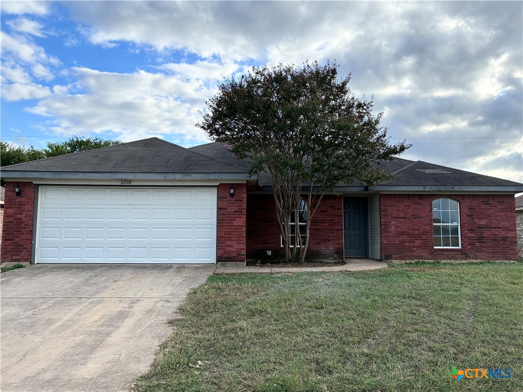 3208 Gus Drive Property Photo 1