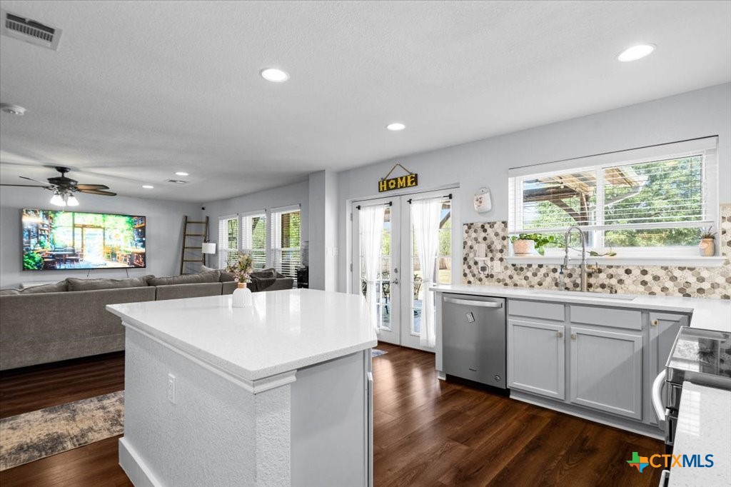 625465 Property Photo 12