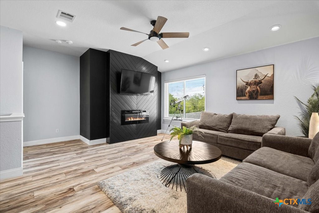 625465 Property Photo 15