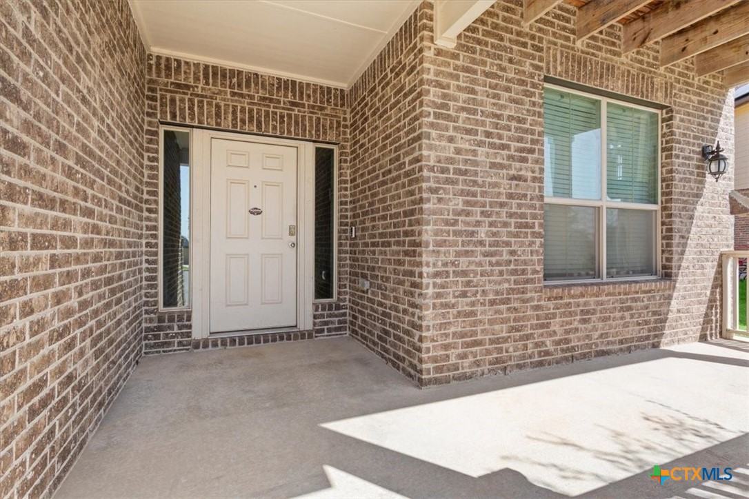 8622 Foggy Draw Court Property Photo 3