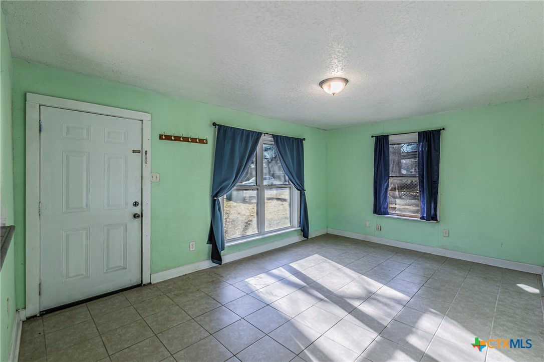 719 Mary Jane Street Property Photo 3
