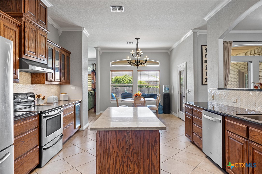 2111 Civet Trail Property Photo 16