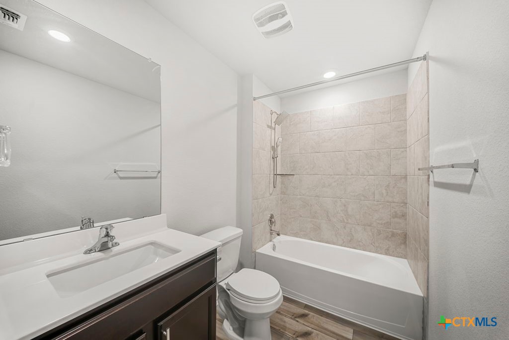 1423 Athan Drive Property Photo 26