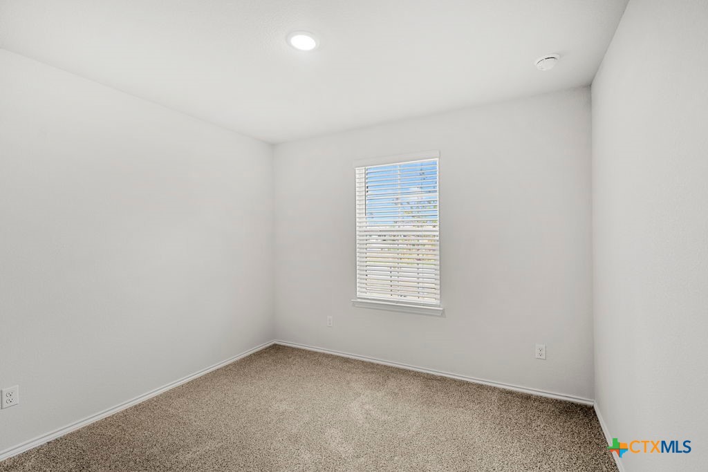 1423 Athan Drive Property Photo 28