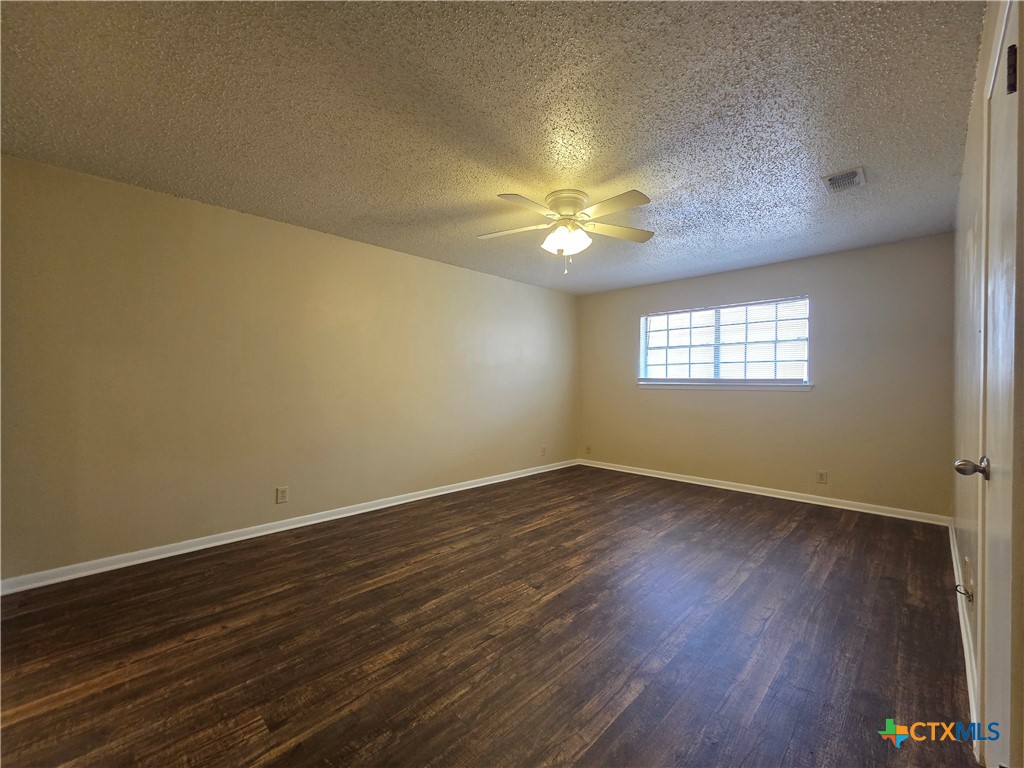 1801 Forest Trail Property Photo 11