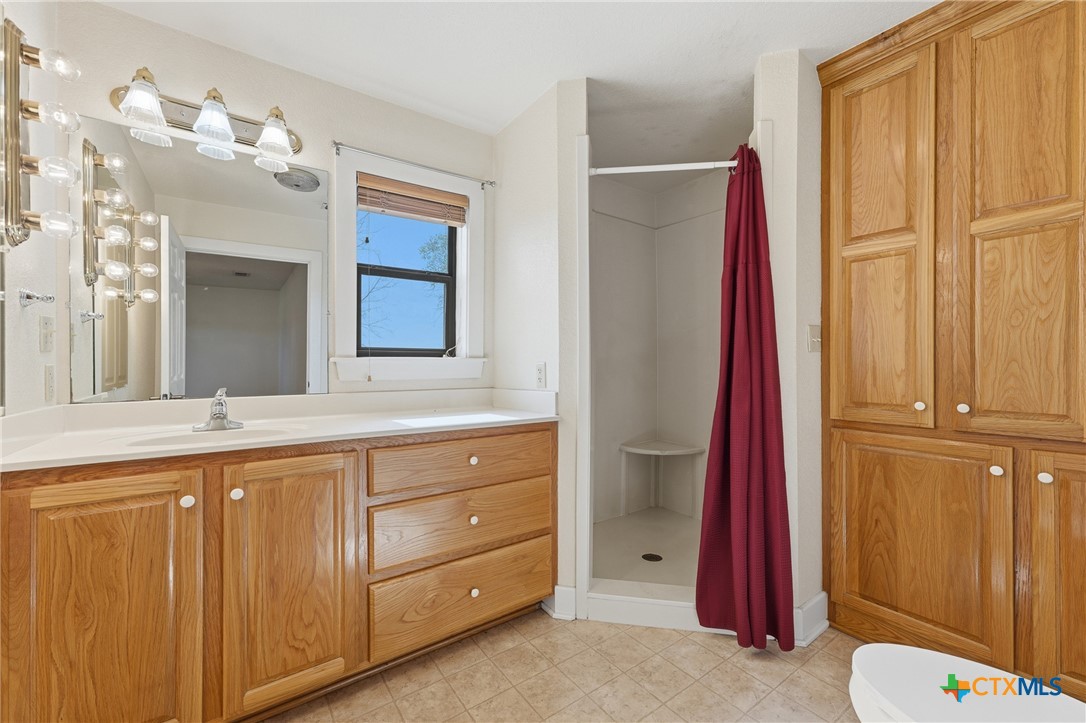 6589 State Highway 304 Property Photo 20