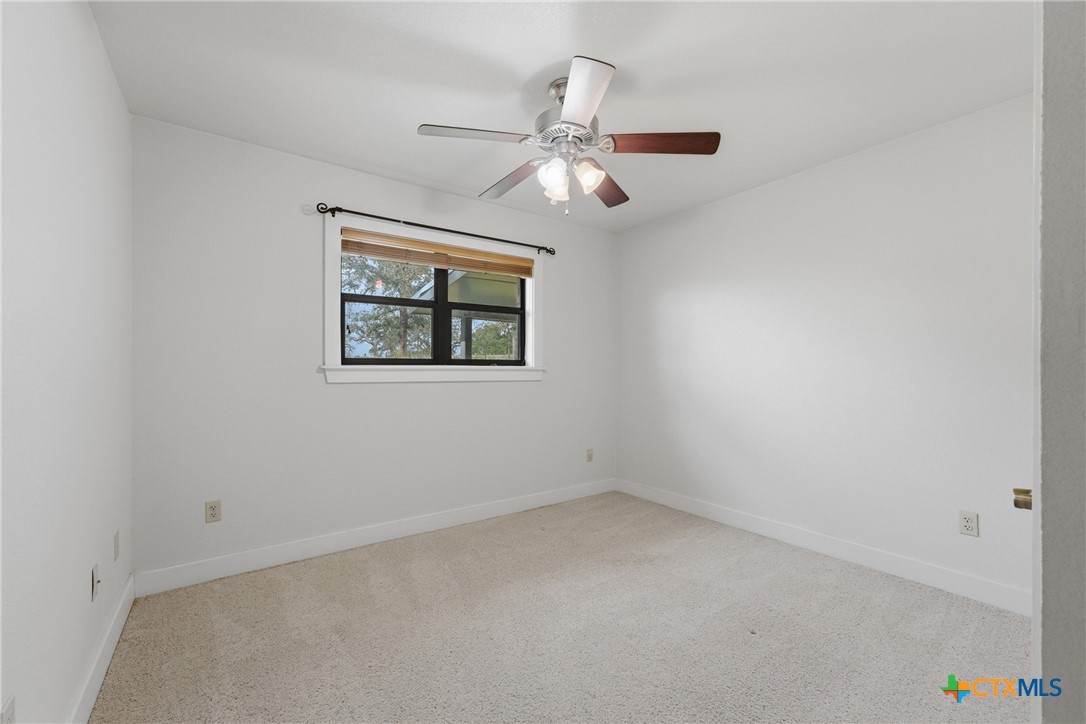 6589 State Highway 304 Property Photo 22