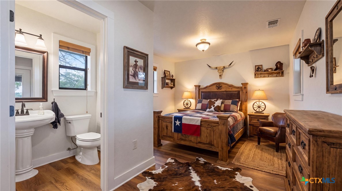 6589 State Highway 304 Property Photo 27