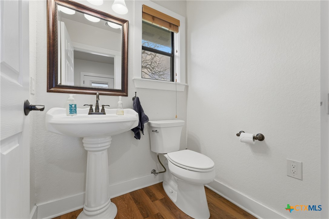 6589 State Highway 304 Property Photo 29