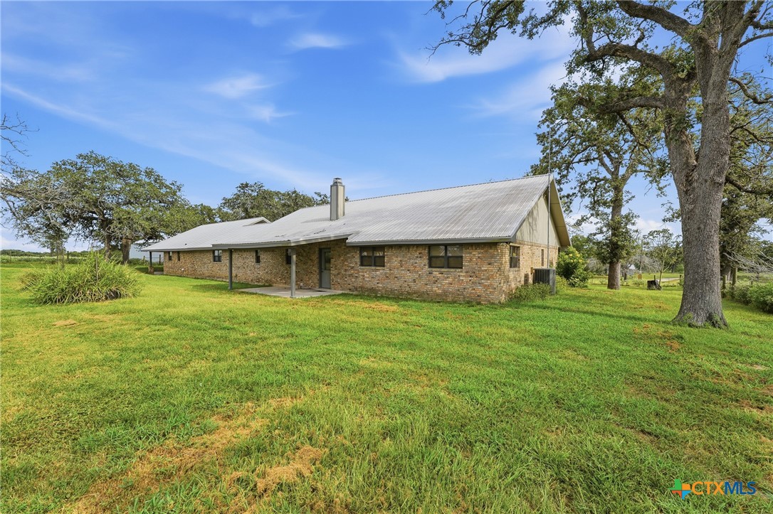 6589 State Highway 304 Property Photo 38