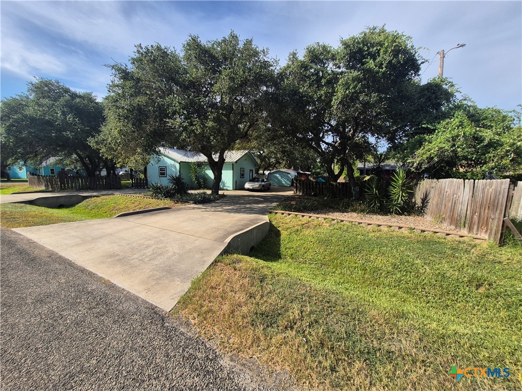 924 Ibis Property Photo 1