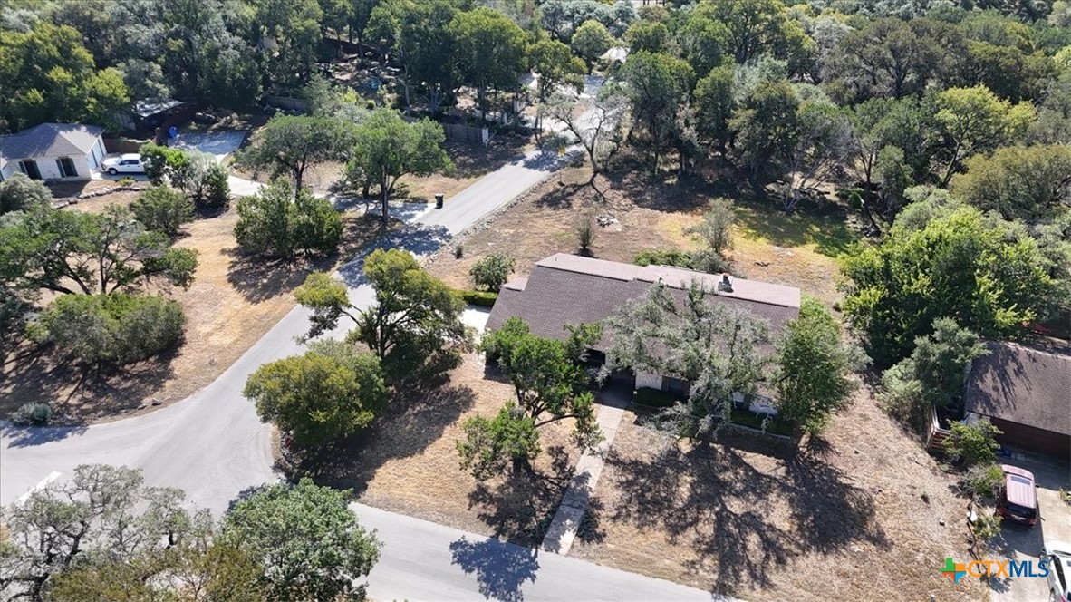 21 Shady Grove Lane Property Photo 6