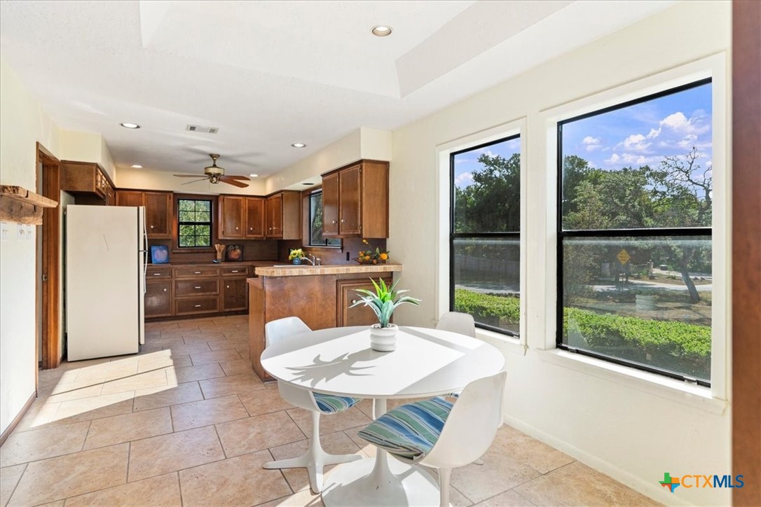 21 Shady Grove Lane Property Photo 13