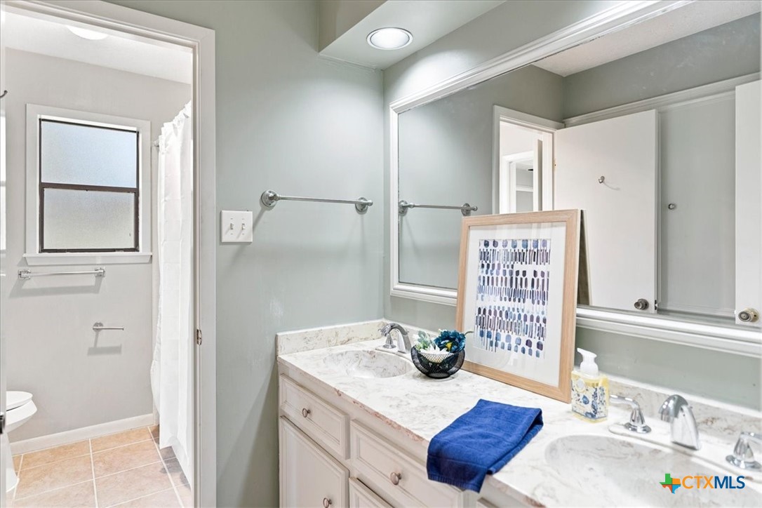 21 Shady Grove Lane Property Photo 17