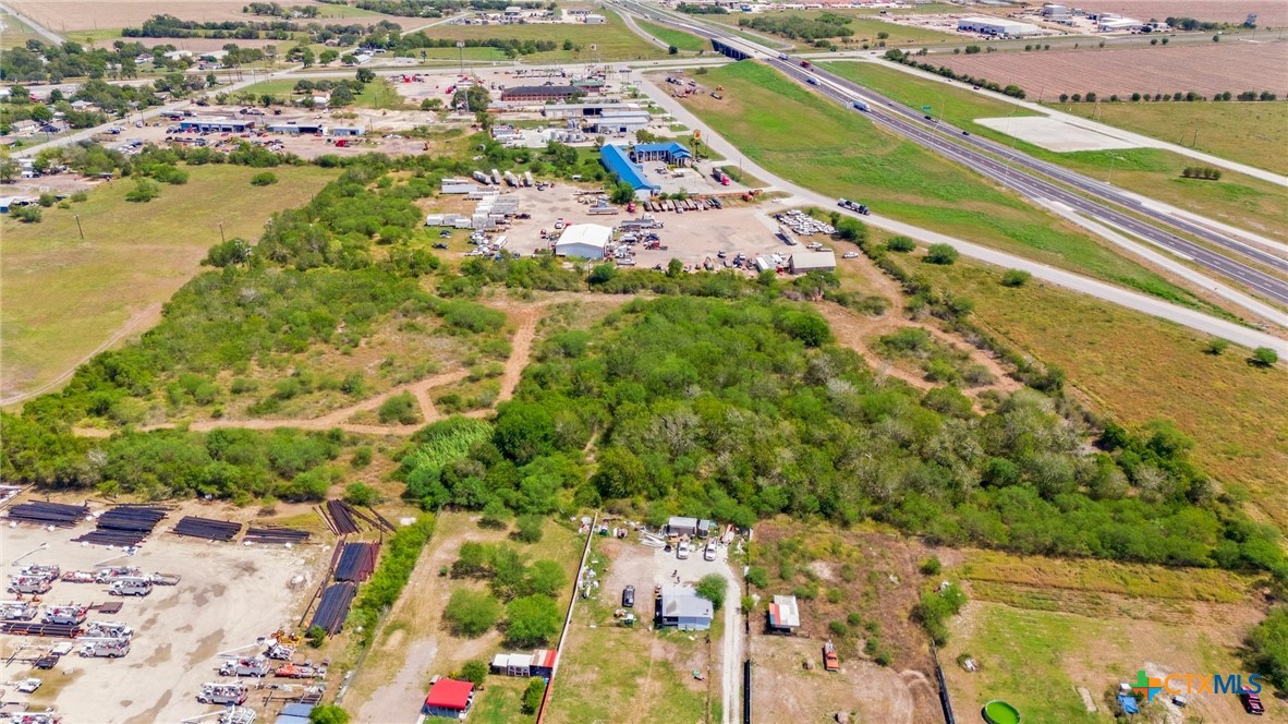 2904 Us Highway 59 Property Photo 4
