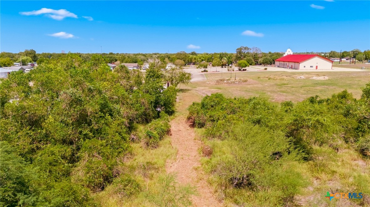 2904 Us Highway 59 Property Photo 8
