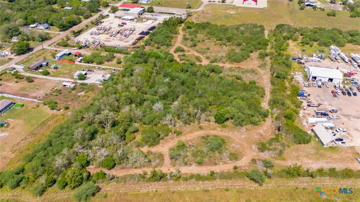 2904 Us Highway 59 Property Photo 9