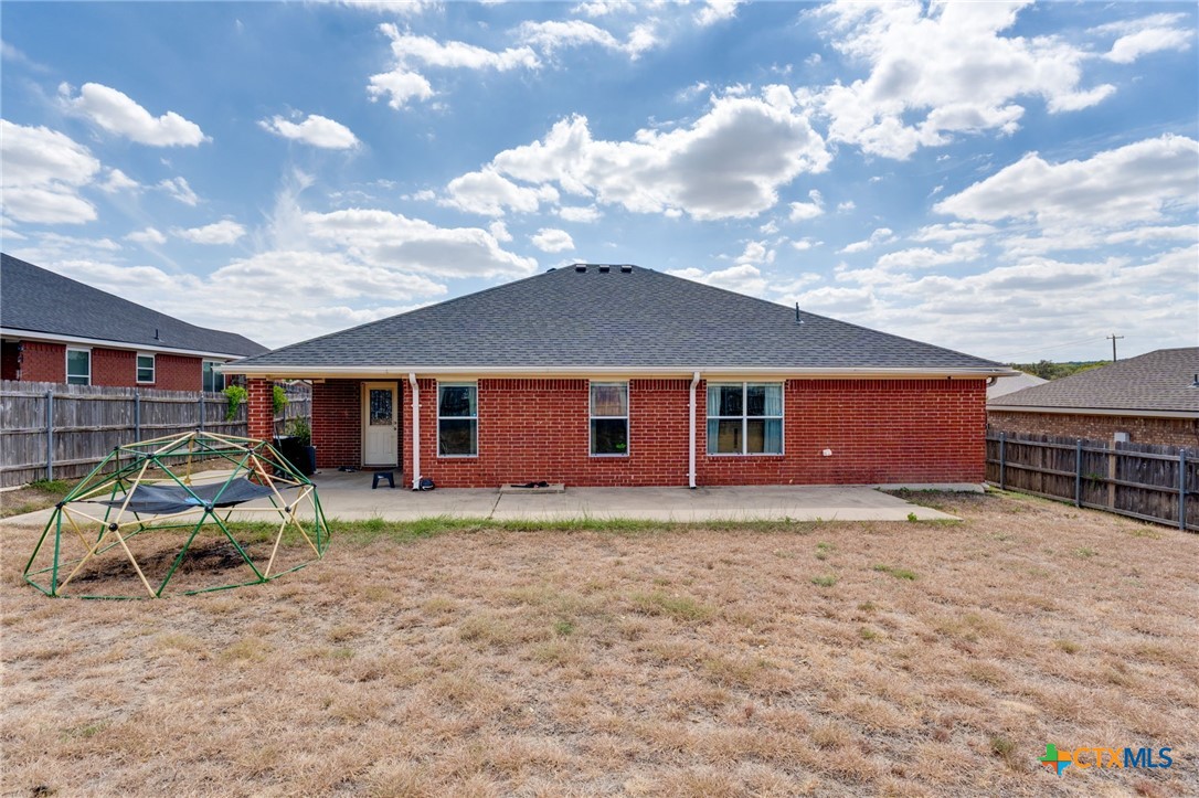2906 Markos Drive Property Photo 25