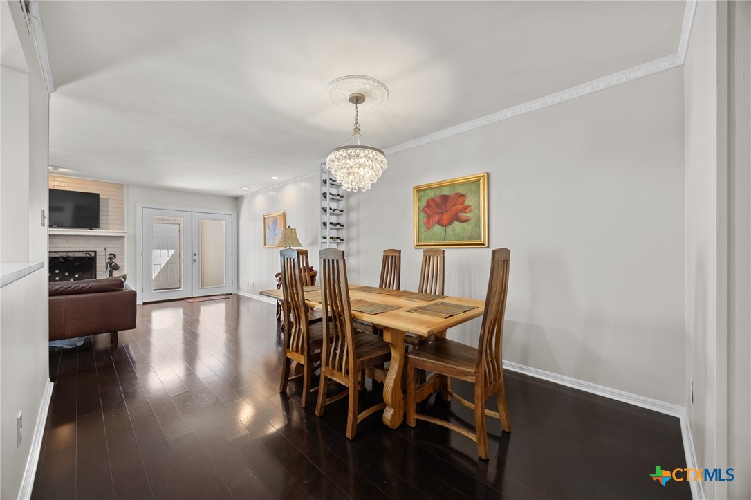 3974 Far West Boulevard Property Photo 5