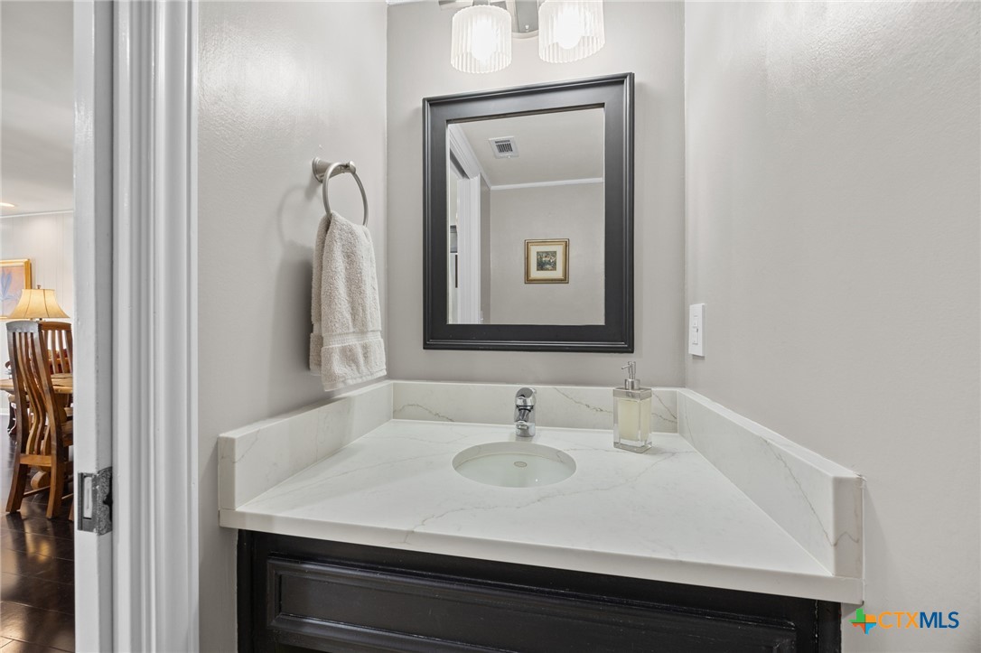 3974 Far West Boulevard Property Photo 20