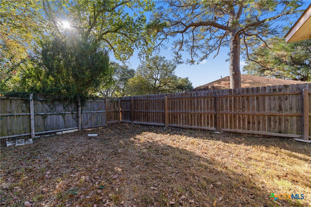 407 S 4th Property Photo 16