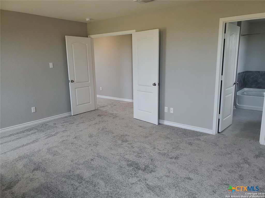 567 Pebble Bend Property Photo 23