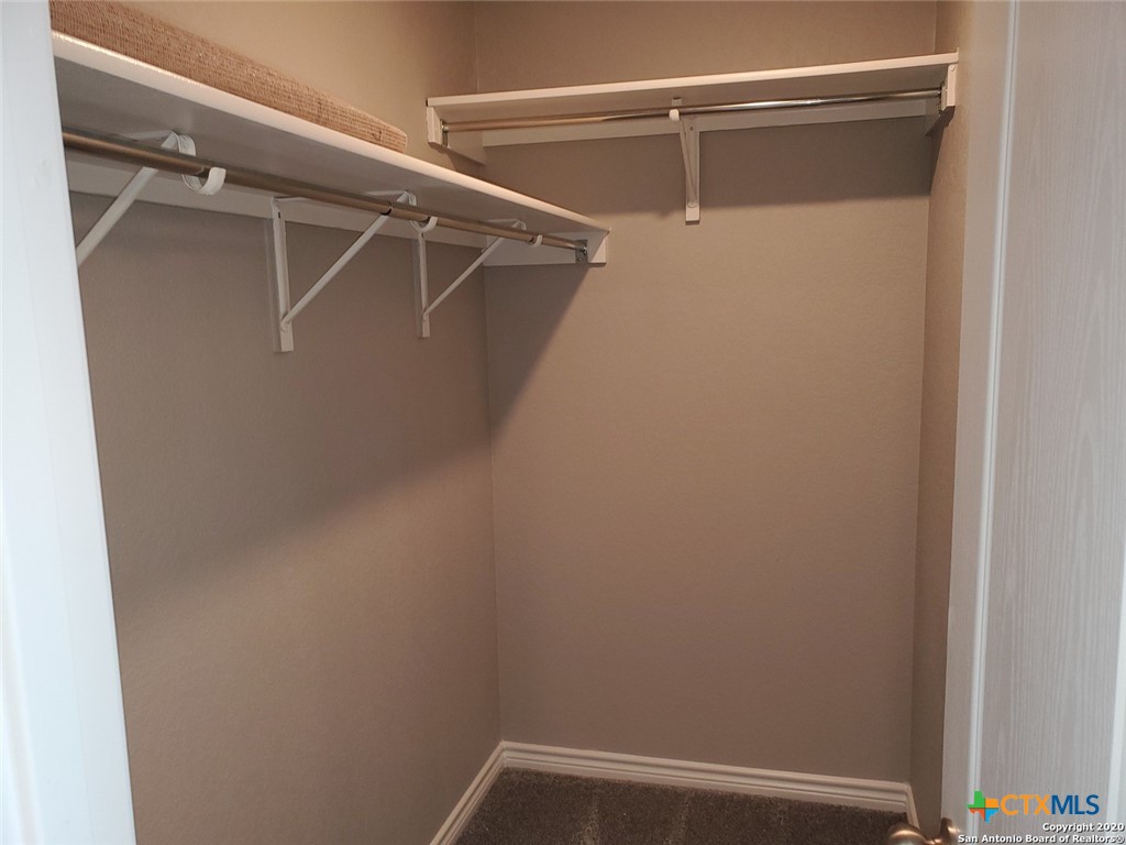 567 Pebble Bend Property Photo 24