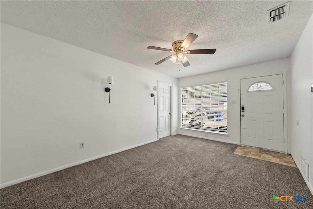 914 Randa Street Property Photo 3