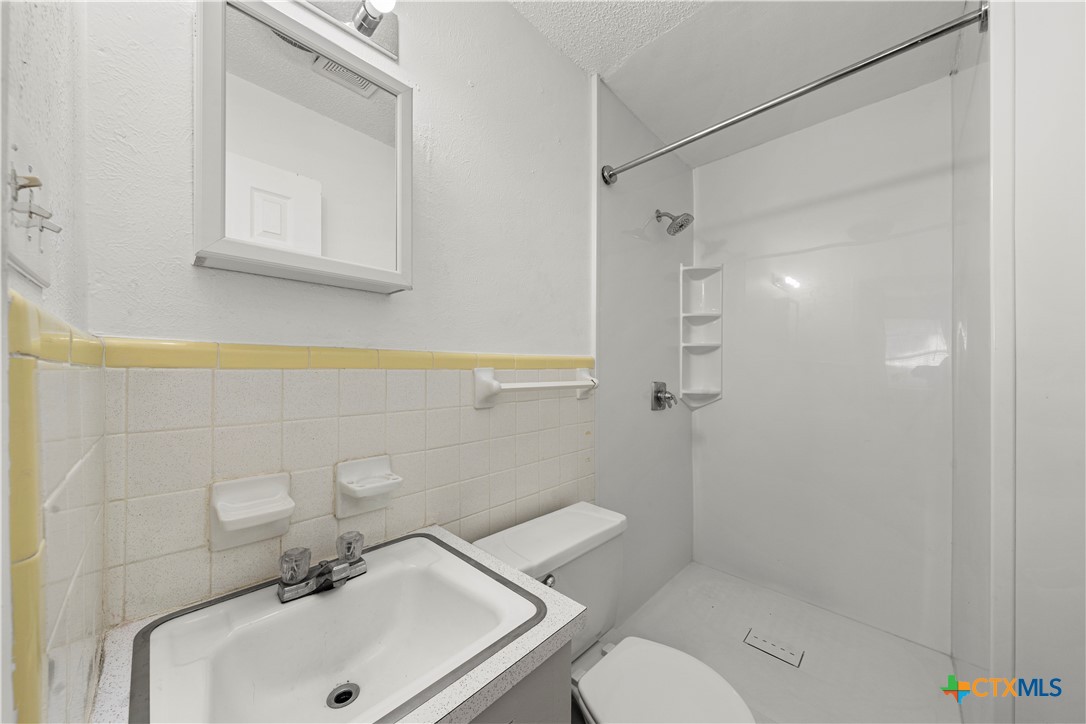 914 Randa Street Property Photo 12