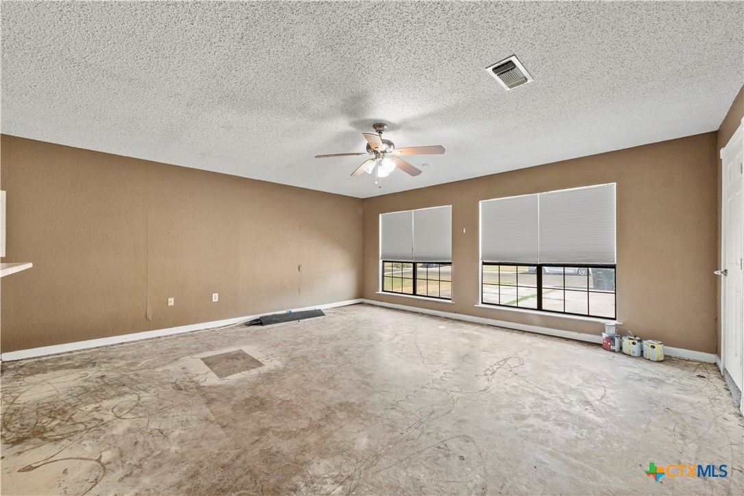 914 Randa Street Property Photo 13