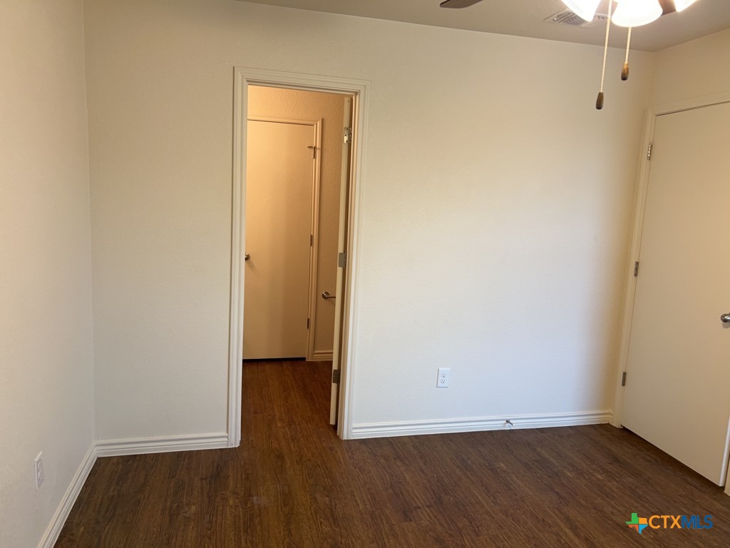 1500 Justin Loop Property Photo 13