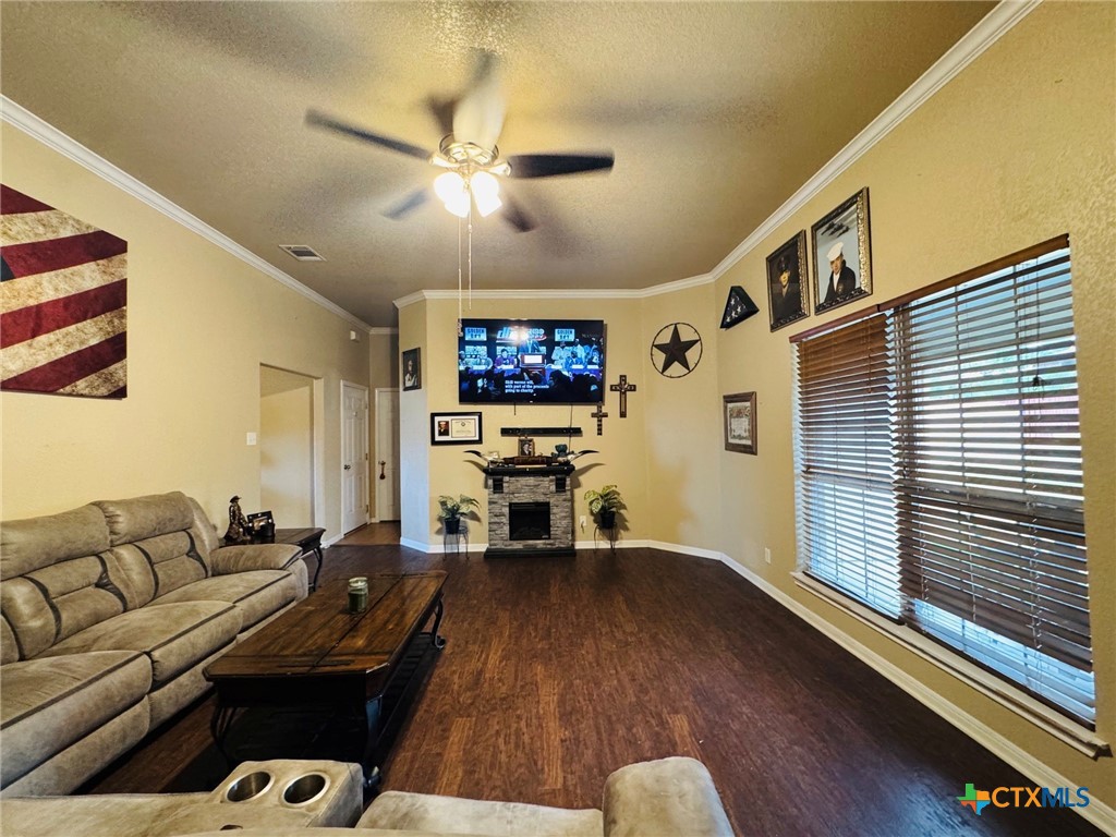 3404 Greenlawn Property Photo 5