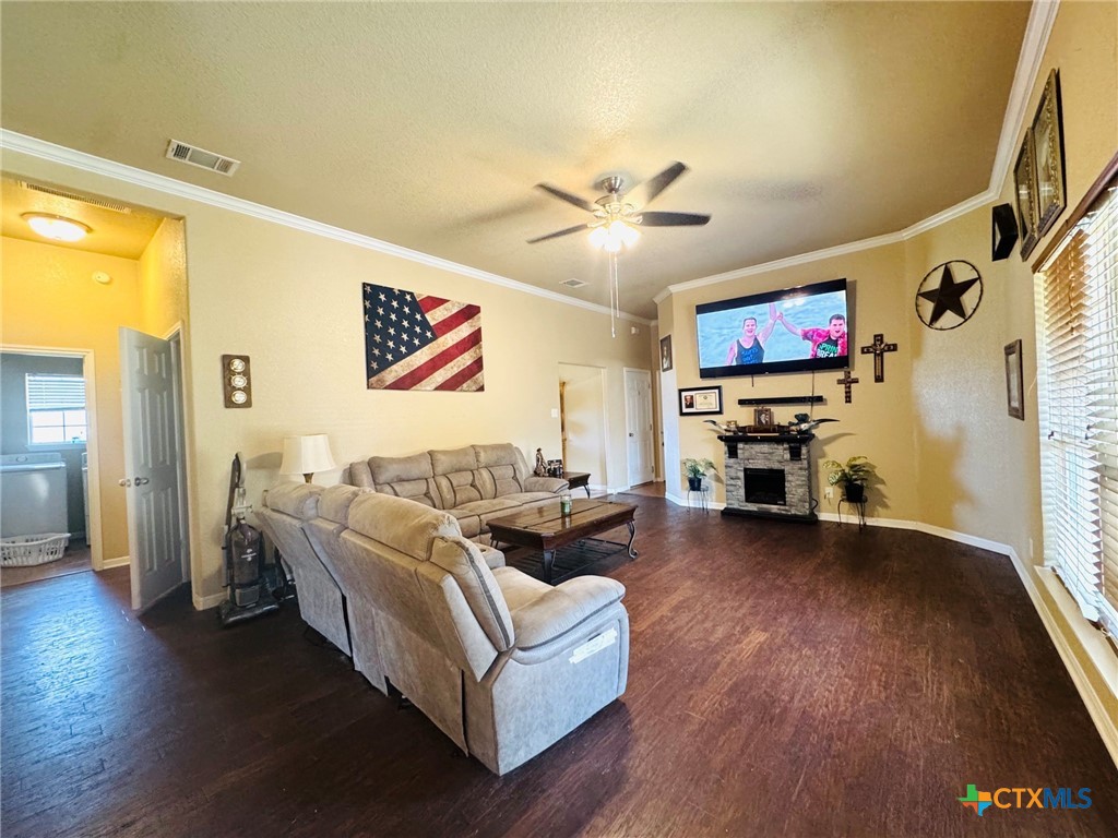 3404 Greenlawn Property Photo 6