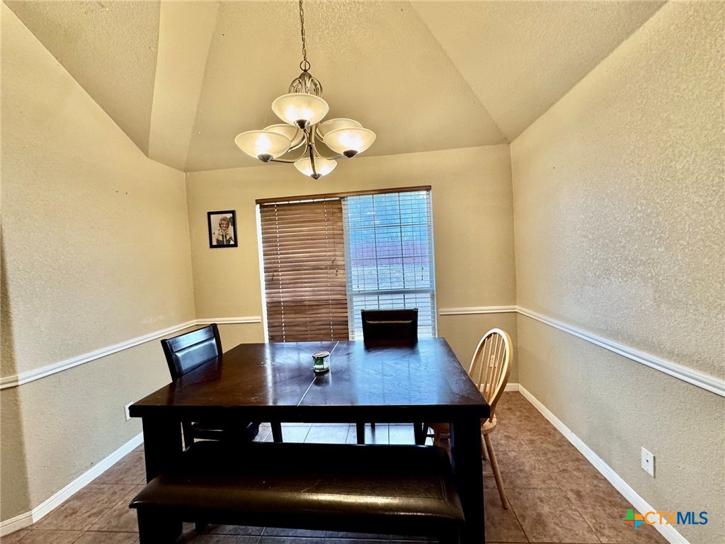 3404 Greenlawn Property Photo 9