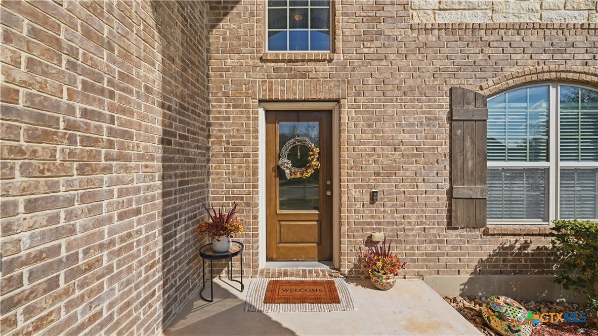 5626 Meadow Sky Property Photo 3