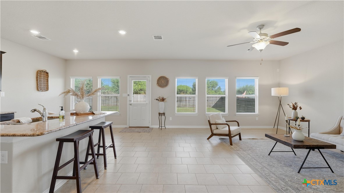 5626 Meadow Sky Property Photo 7