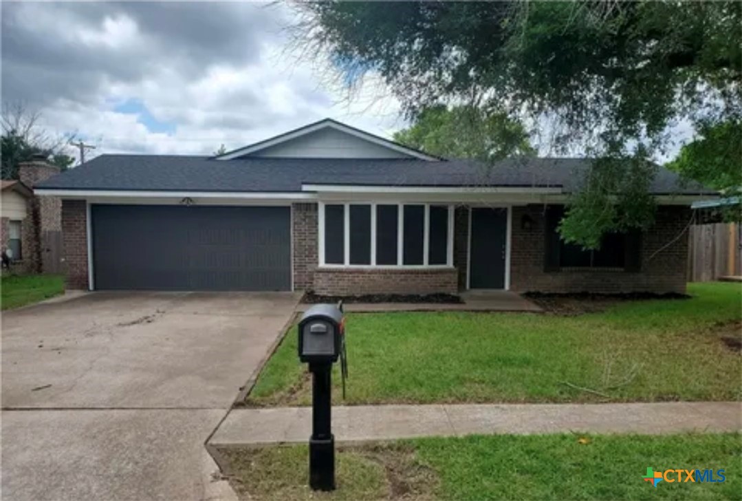 1614 Miranda Avenue Property Photo 1