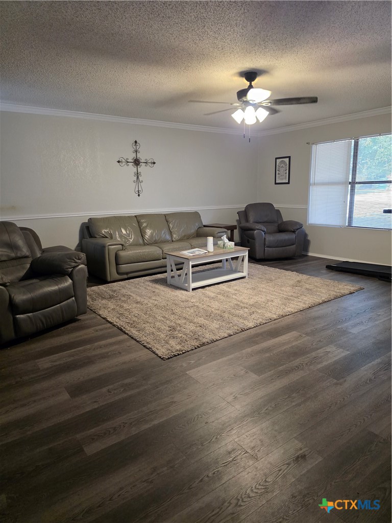 1614 Miranda Avenue Property Photo 2