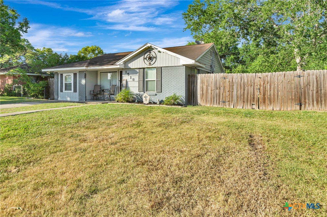 1518 Bonham Dr. Property Photo 17