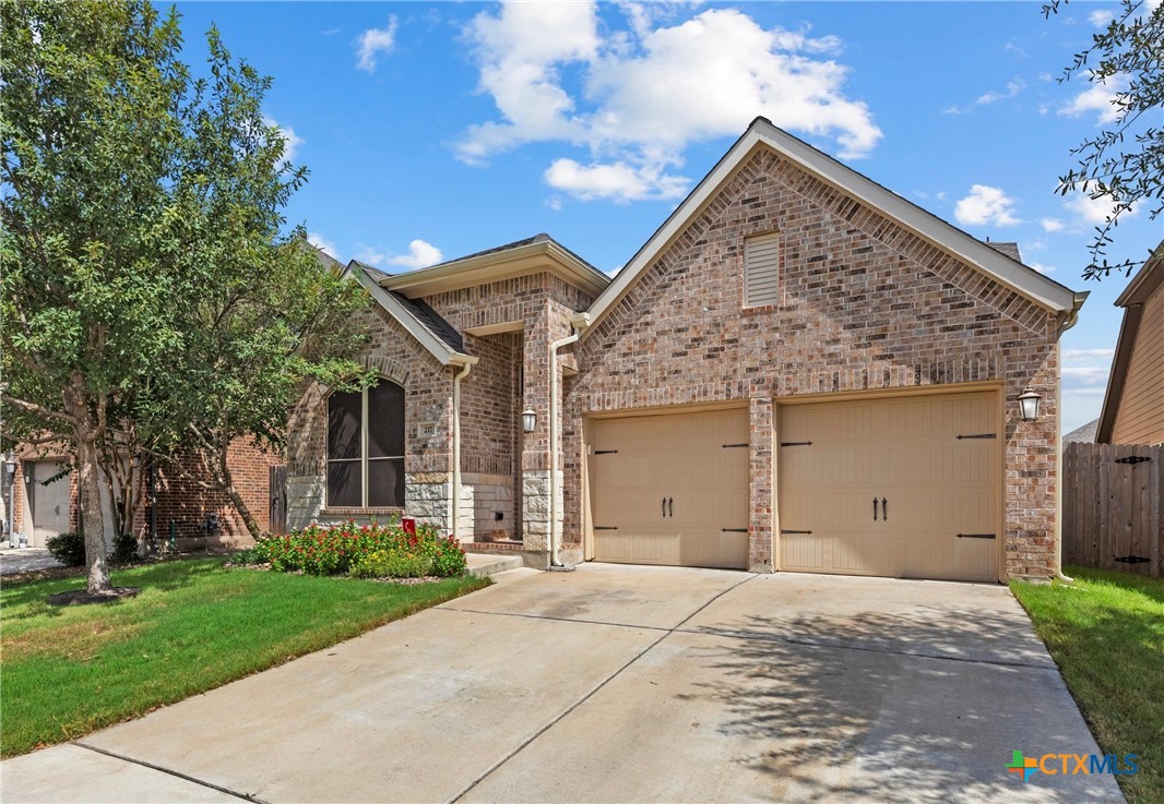 217 Split Rail Drive Property Photo 1
