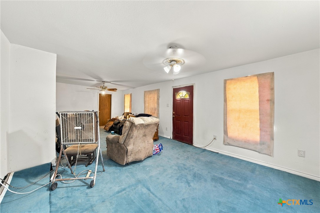 6781 Moffat Loop Property Photo 10