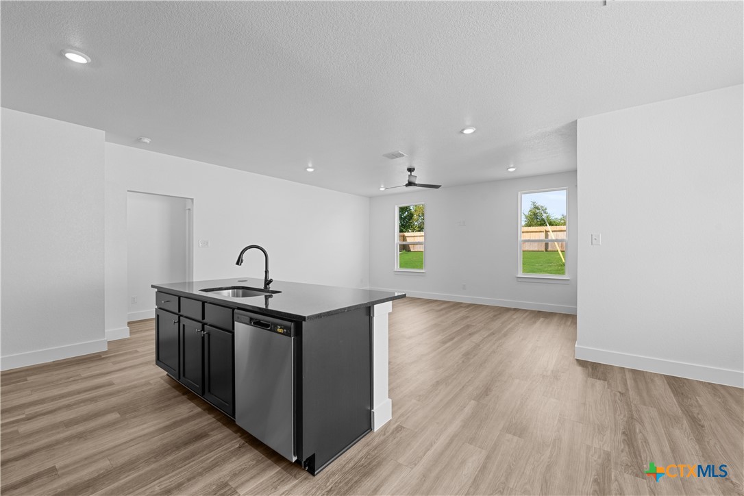 107 Grand Canyon Drive Property Photo 4