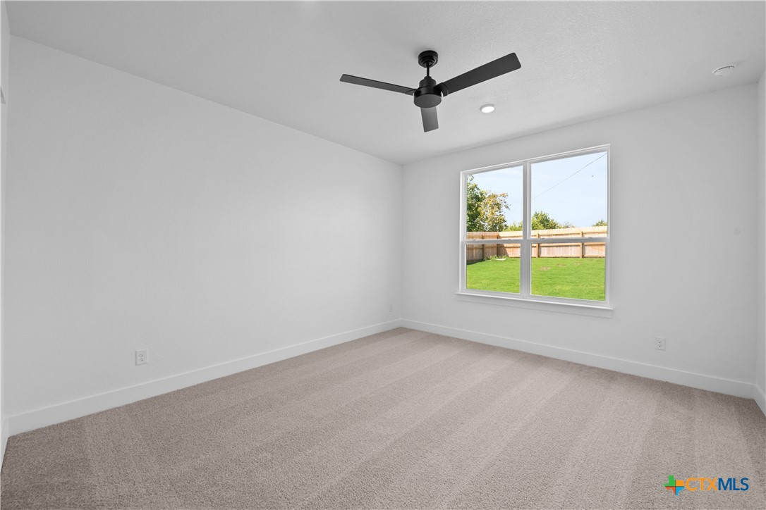 107 Grand Canyon Drive Property Photo 7