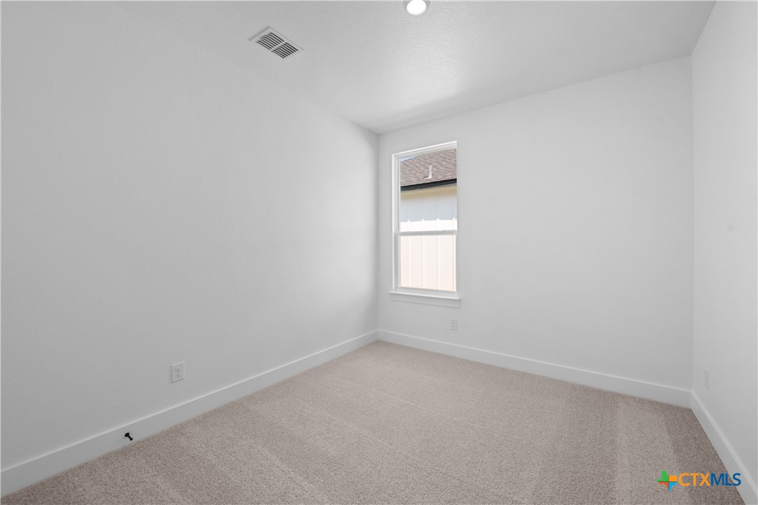 107 Grand Canyon Drive Property Photo 14