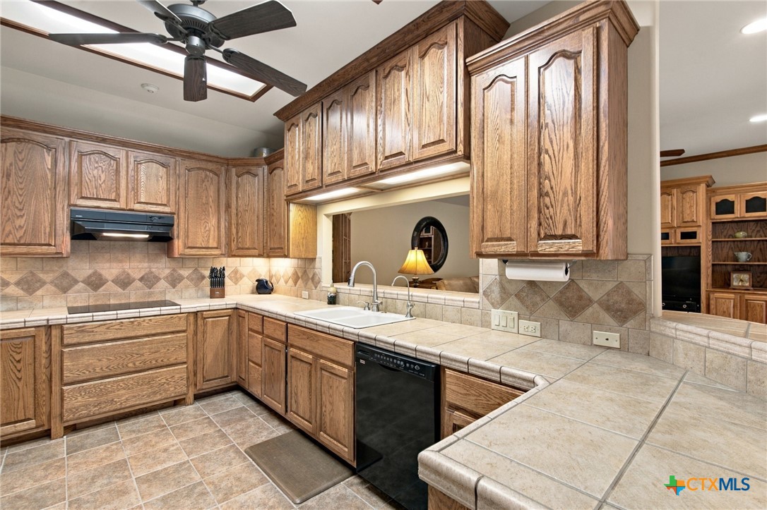 107 Zephyr Drive Property Photo 2
