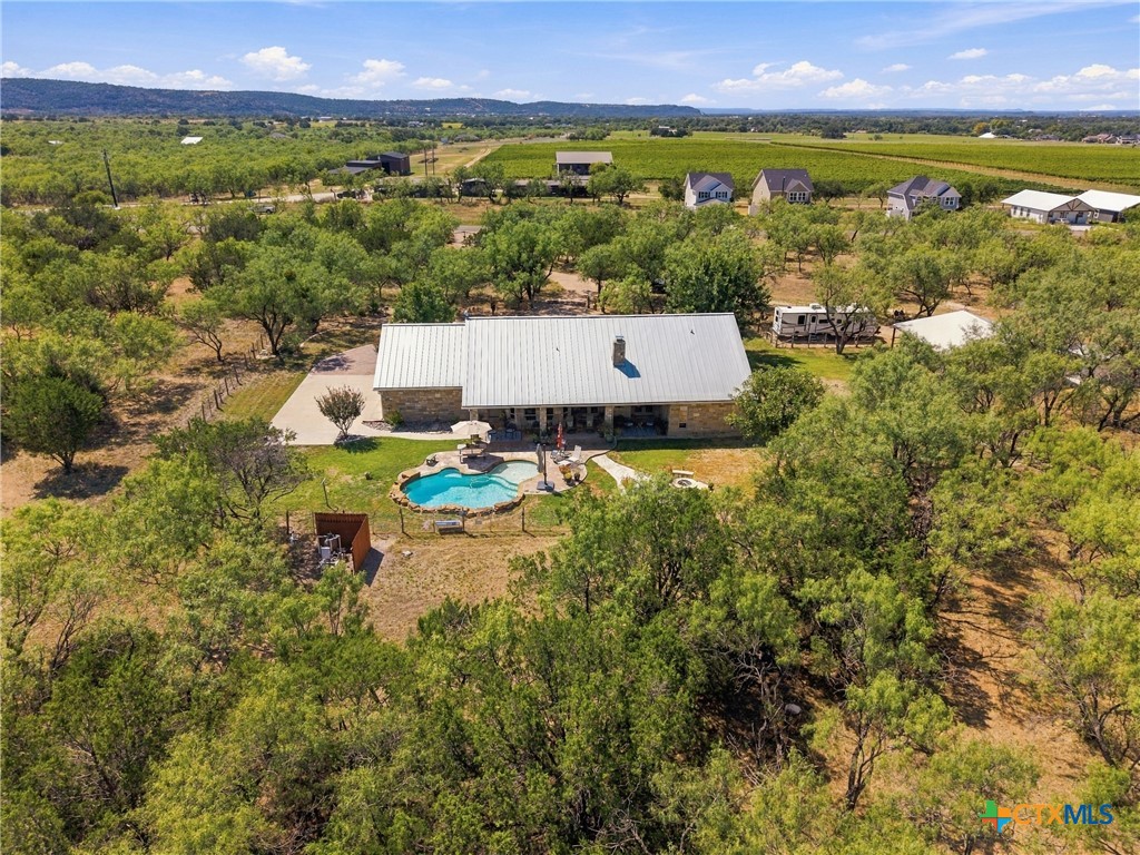 1550 Cr 119 Property Photo 3
