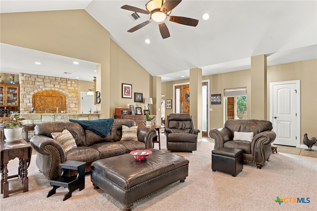 1550 Cr 119 Property Photo 8