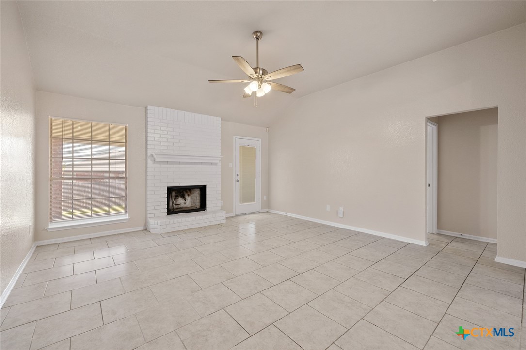 4202 Windwood Drive Property Photo 6